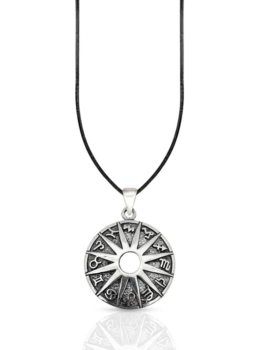 Gewölbtes Zodiak-Sonnen-Medaillon aus 925 Silber – Oya Silver