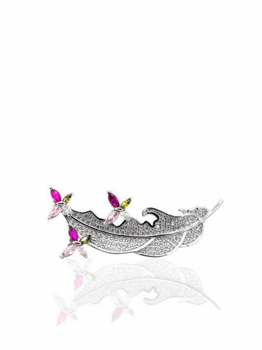 Federbrosche aus Silber mit Mini-Schmetterling 4,2 x 1,8 cm – Oya Silver