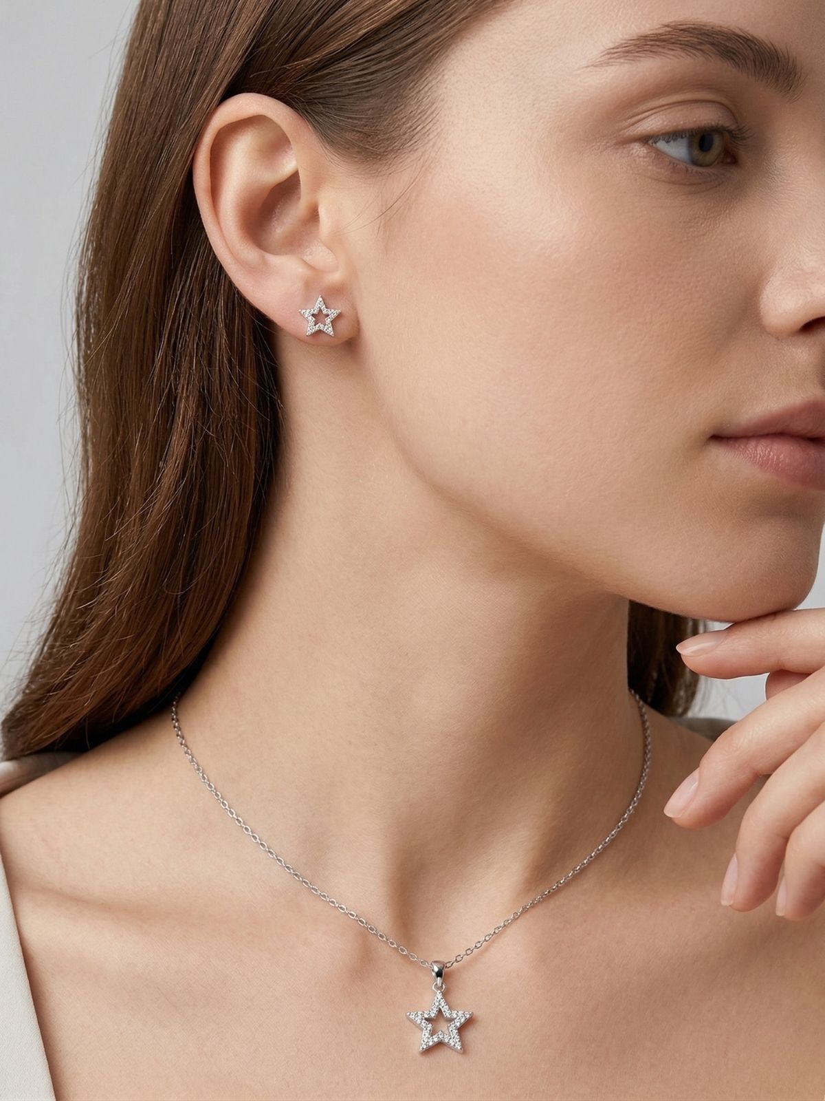Minimalistisches Stern-Schmuckset aus Silber mit Zirkonia und offenem Design aus 925er Sterlingsilber – Oya Silver – Ansicht 2