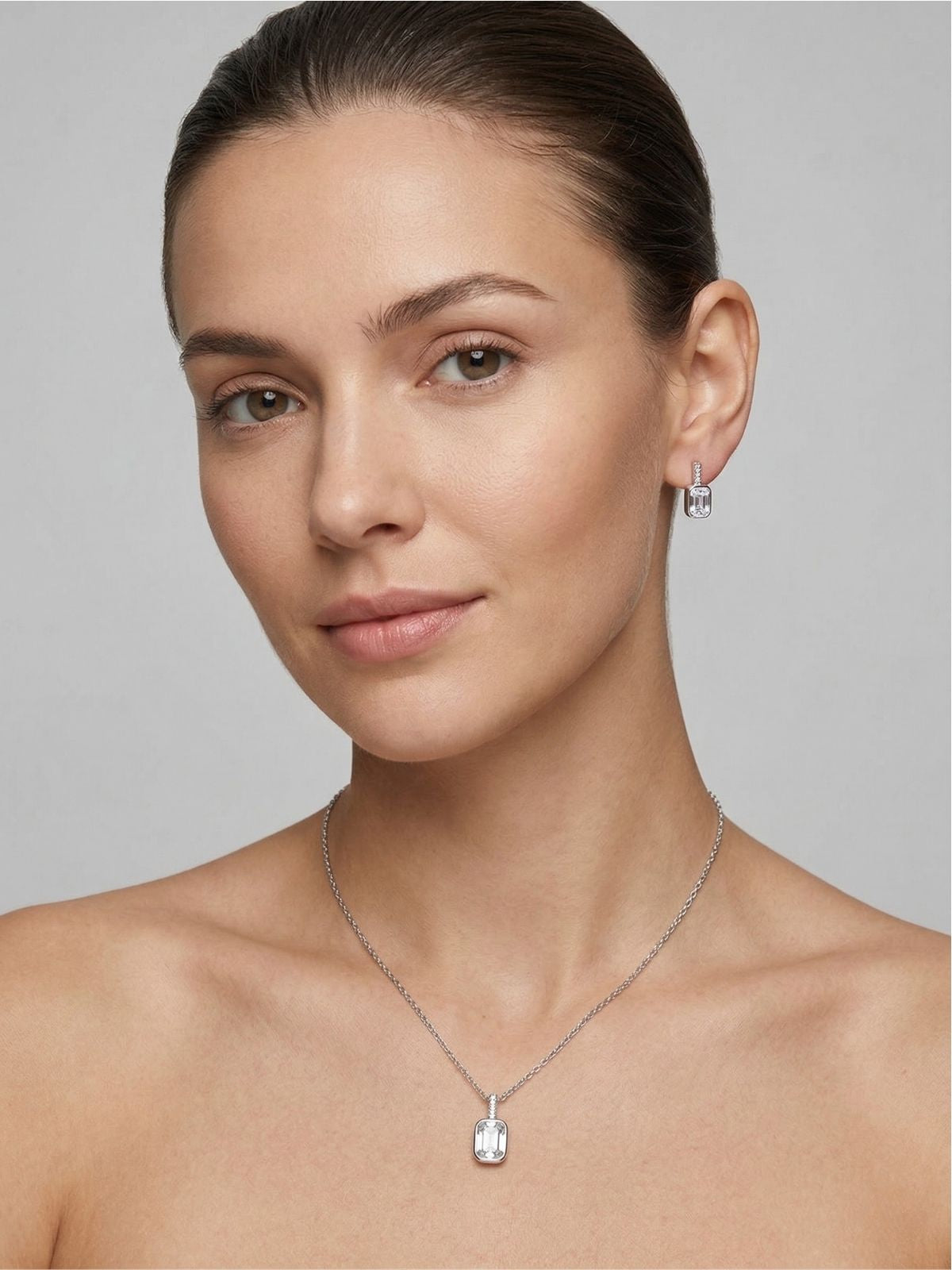 Minimalistisches Silber-Schmuckset mit Baguette-Zirkonia aus 925er Sterlingsilber – Oya Silver – Ansicht 2