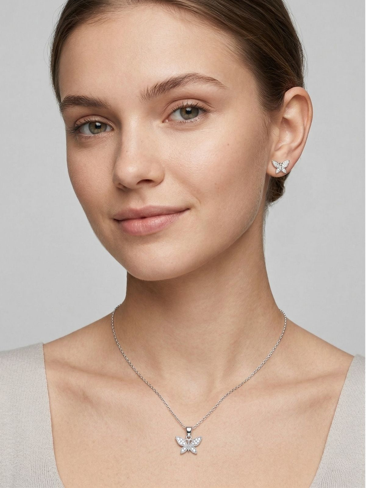 Modernes Schmetterlings-Schmuckset aus Silber mit Zirkonia aus 925er Sterlingsilber – Oya Silver – Ansicht 2