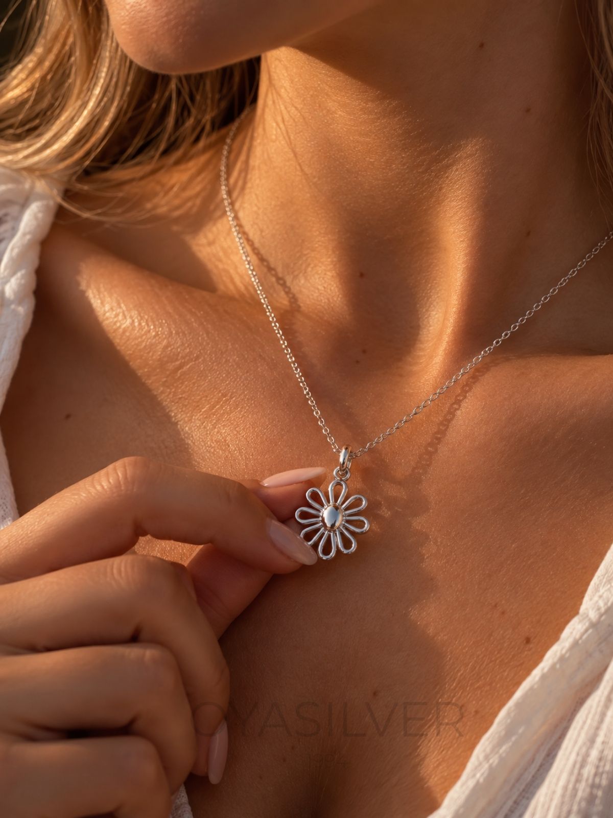 Glücksblumen-Halskette aus 925 Silber – Oya Silver – Ansicht 4