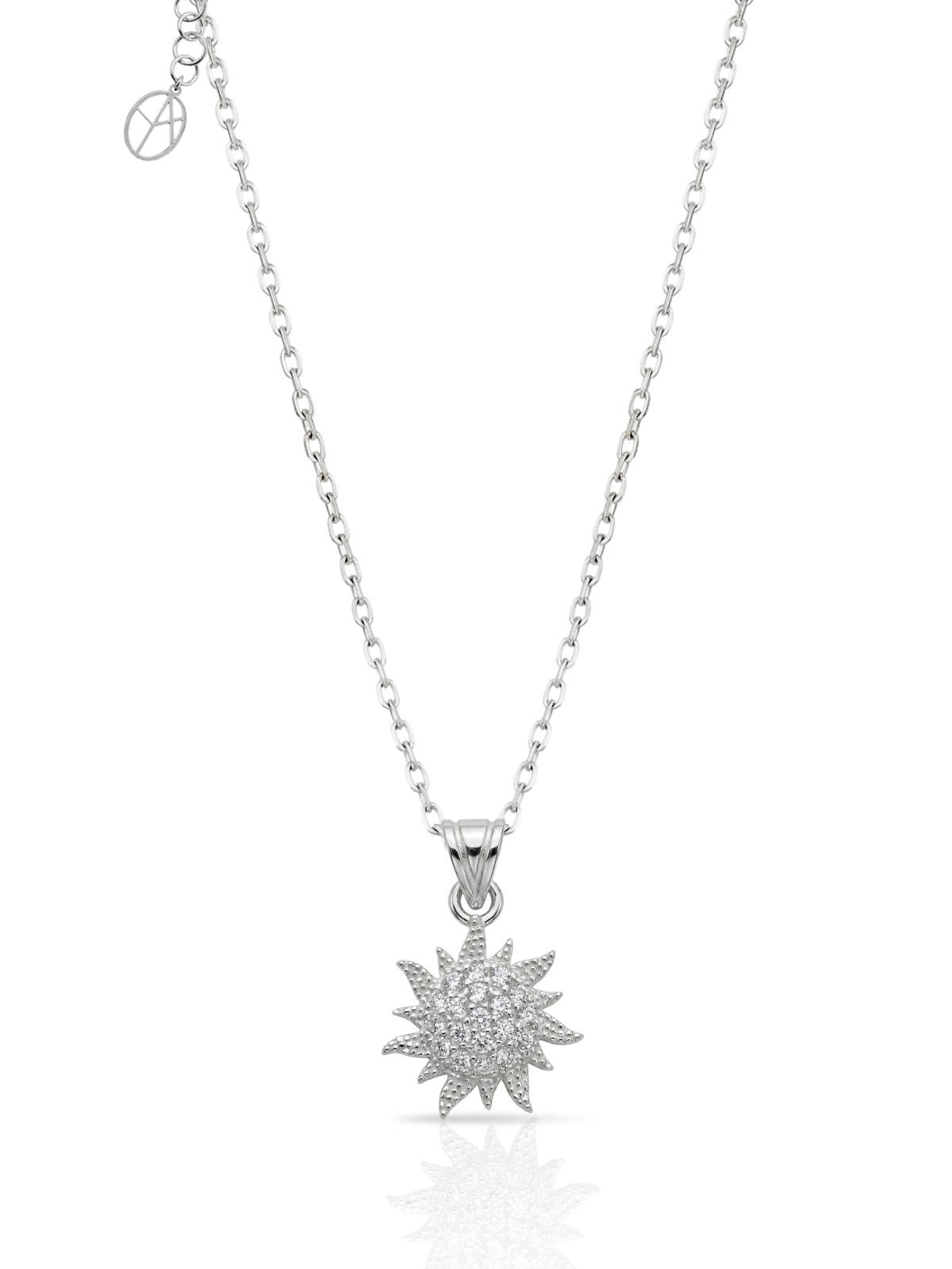 Minimalistische Sonnen-Halskette aus Silber mit Zirkonia aus 925er Sterlingsilber – Oya Silver – Ansicht 4