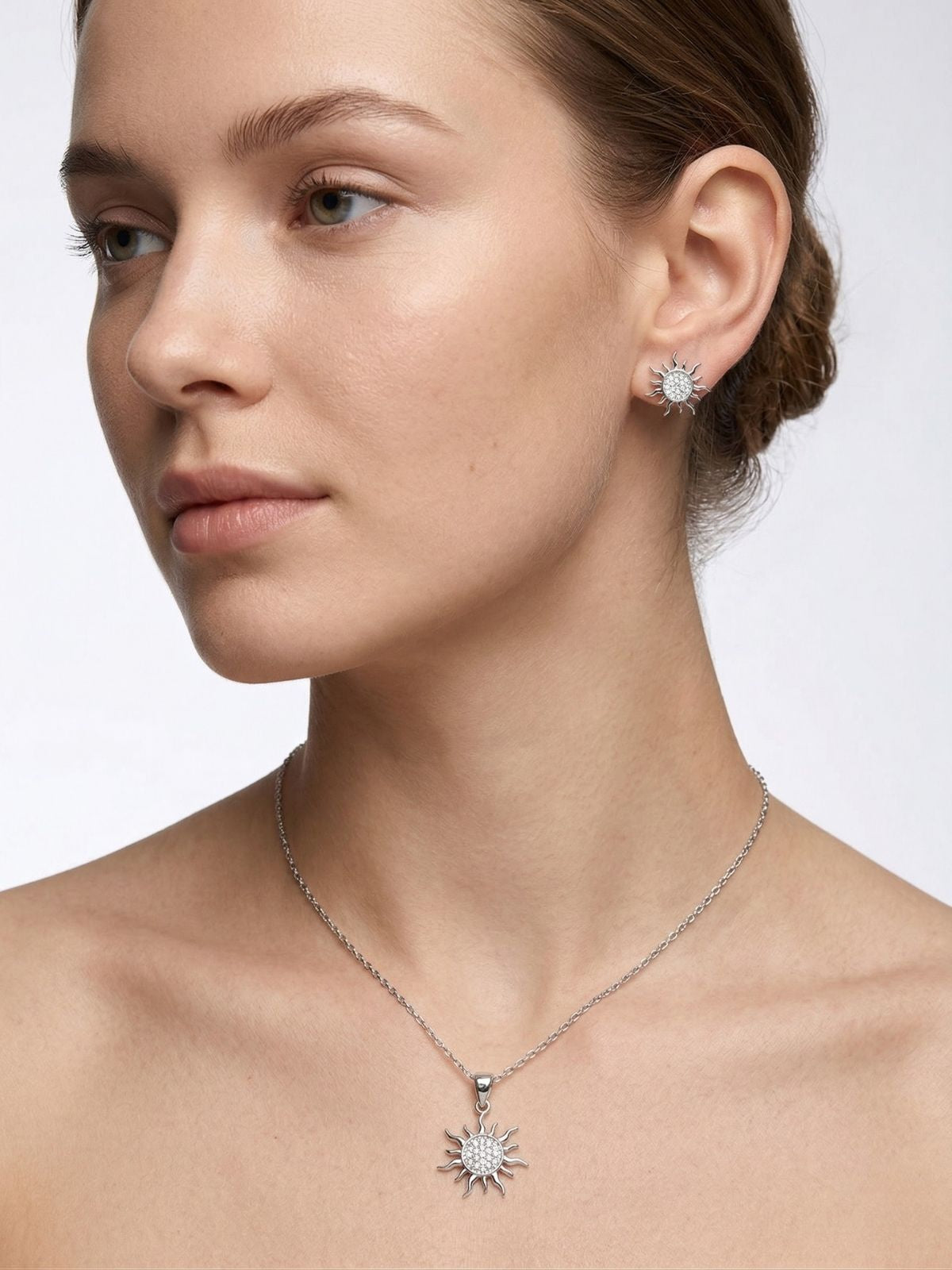 Sonnen-Schmuckset aus Silber mit Zirkonia – Halskette & Ohrringe aus 925er Sterlingsilber – Oya Silver – Ansicht 2