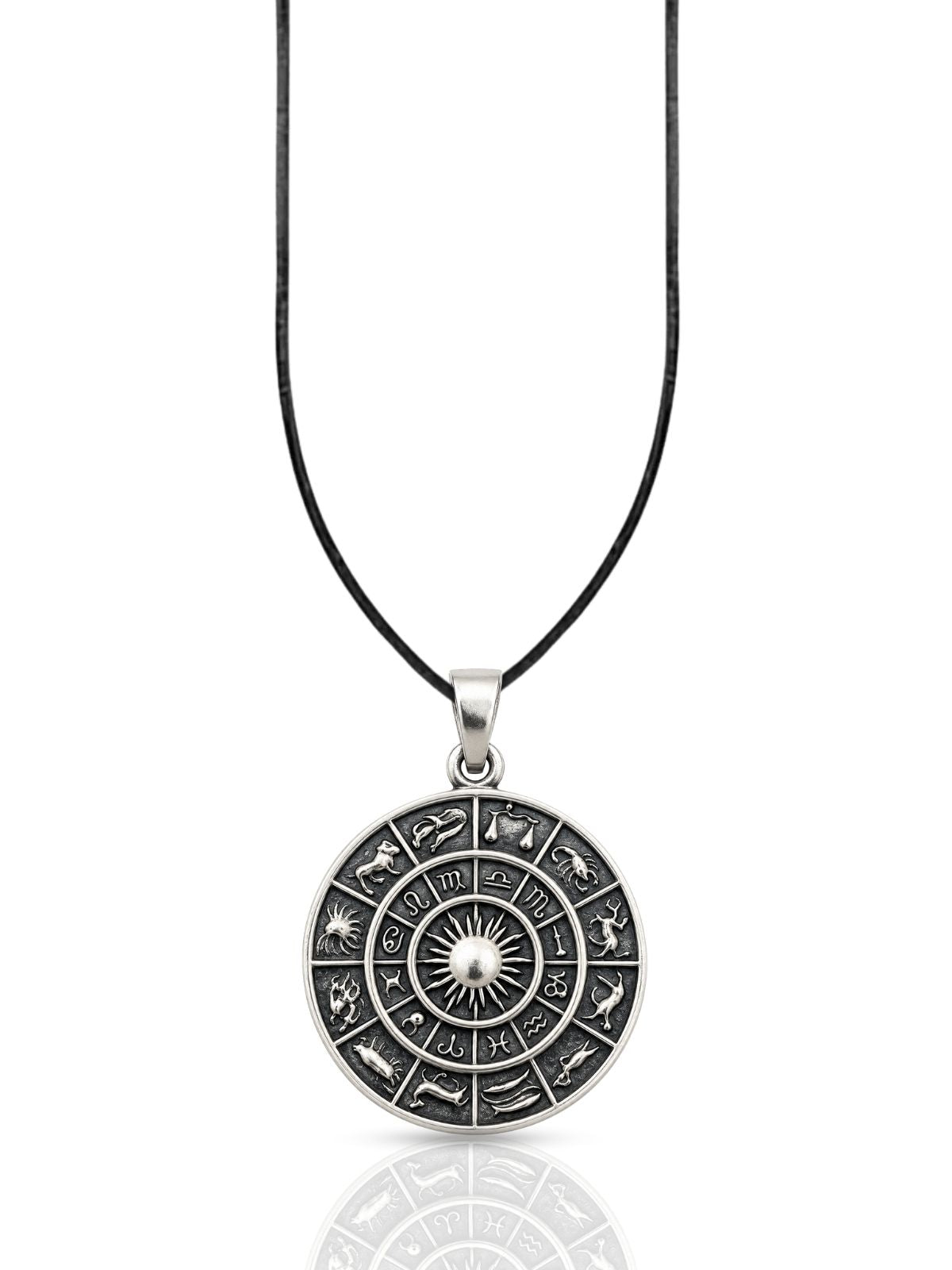 Großes Zodiak-Medaillon mit Sternzeichen aus 925 Silber – Oya Silver