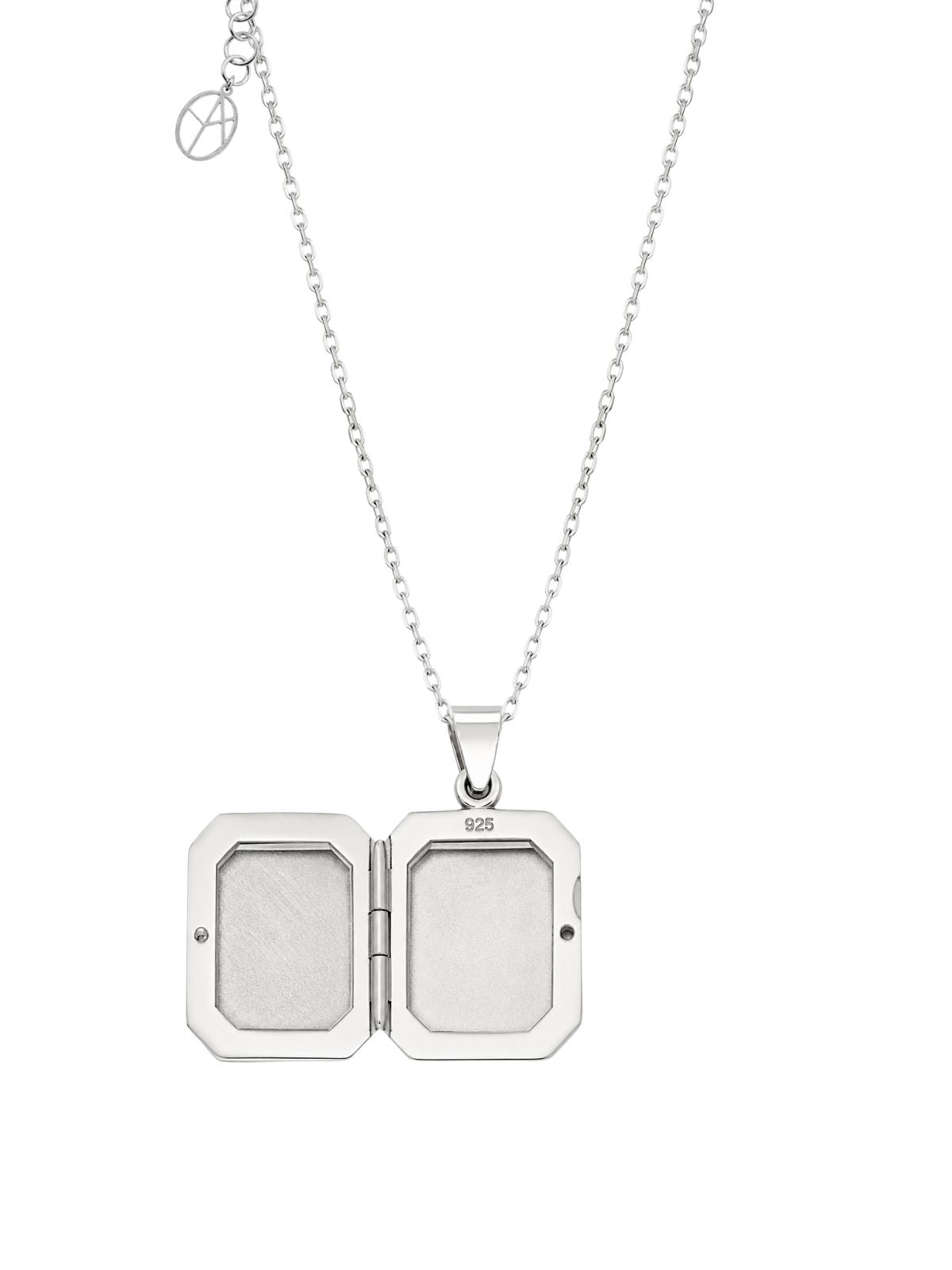 Rechteckige Foto-Medaillon-Halskette aus Silber aus 925er Sterlingsilber – Oya Silver – Ansicht 5