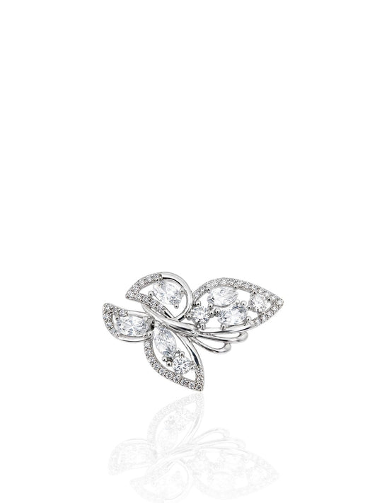 Minimalistische Schmetterlings-Brosche aus 925 Silber mit Zirkonia – Ansicht 1 | Oya Silver