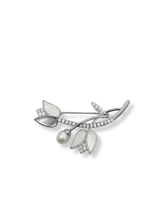 Tulpenbrosche aus Silber mit weißem Perlmutt und funkelnden Steinen 5,2 x 3 cm – Oya Silver